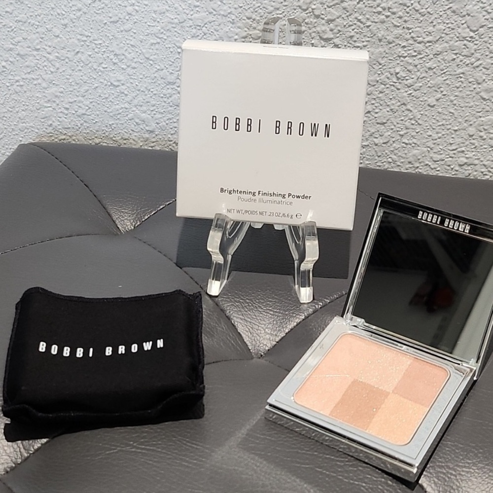 SOLD! Bobbi Brown Bronzing Finishing Powder